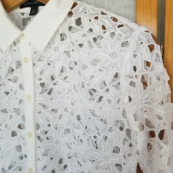 Banana Republic White Lace Top Size XS Long Sleeve Button Down Battenburg Floral - Picture 5 of 11